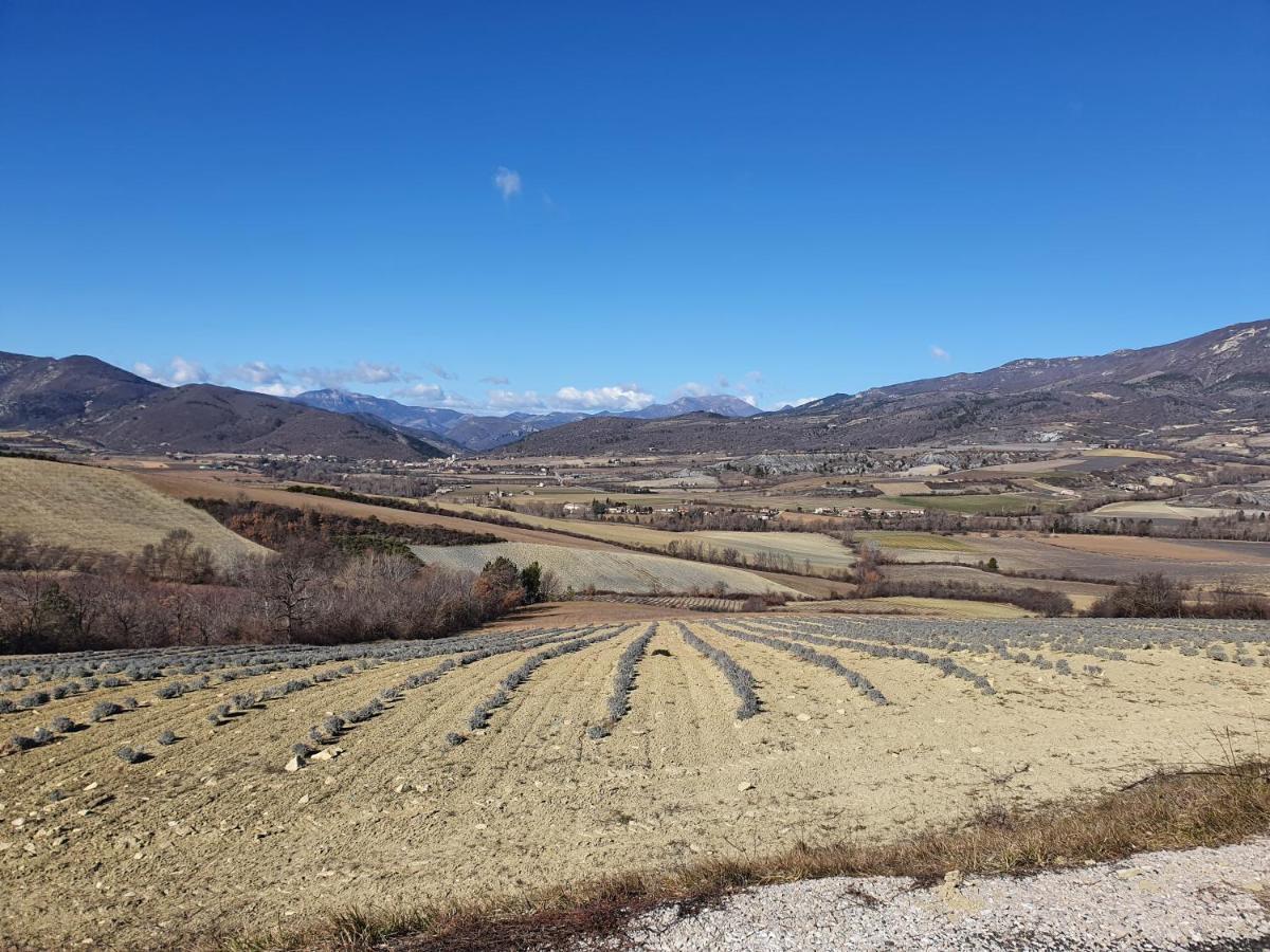 Gite Les Trois Abeilles Bésignan Exterior foto